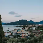 Islands View 니드리