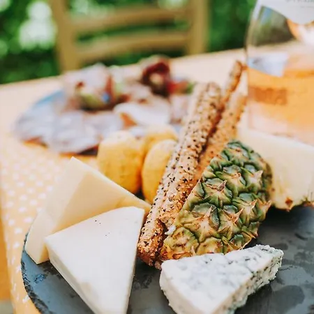 Islands View * Nidhrion