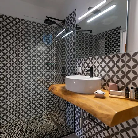 Islands View Hotell *